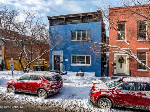107 Hill St, Troy, NY 12180