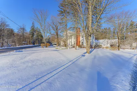 170 Western Ave, Altamont, NY 12009