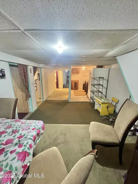 523 Mcclellan St, Schenectady, NY 12304 photo 38
