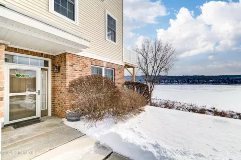 12101 Admirals Walk Dr, Cohoes, NY 12047