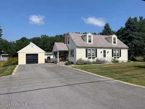 1113 State Route 22, Cambridge, NY 12816