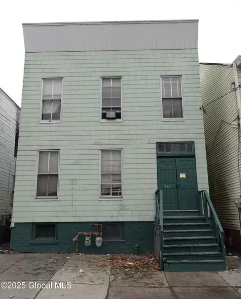 384 Livingston Ave, Albany, NY 12206