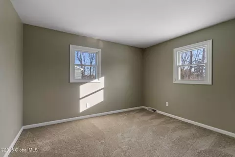 68 Parkwyn Dr, Delmar, NY 12054 photo 36