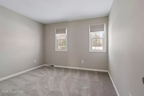 68 Parkwyn Dr, Delmar, NY 12054 photo 40