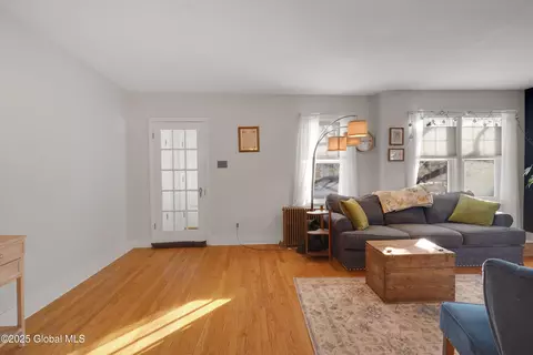 1291 Garner Ave, Schenectady, NY 12309 photo 6