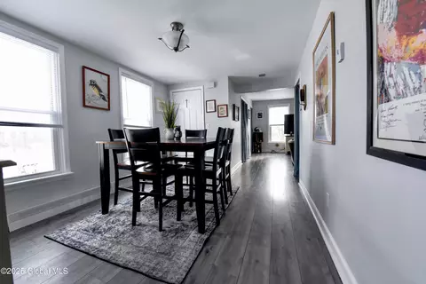 321 Front St, Schenectady, NY 12305 photo 7