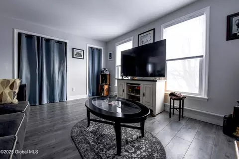 321 Front St, Schenectady, NY 12305 photo 12