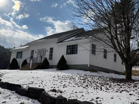 113 Veterans Rd, Ticonderoga, NY 12883
