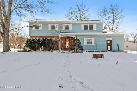 3 Marco Polo Dr, Latham, NY 12110
