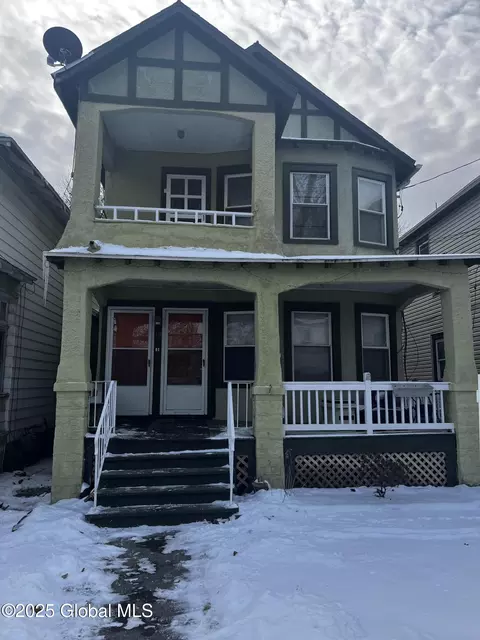 10 Albion Ave, Albany, NY 12209