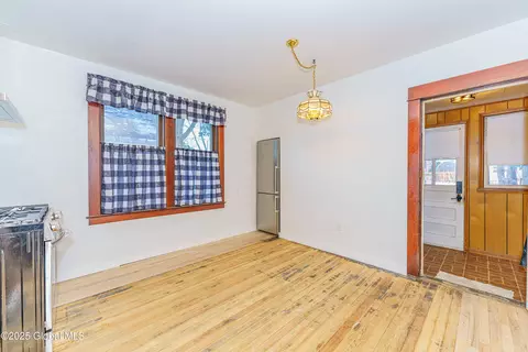 458 Eleventh St, Schenectady, NY 12306 photo 16