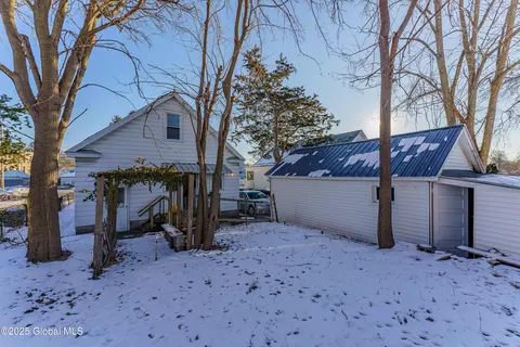 458 Eleventh St, Schenectady, NY 12306 photo 26