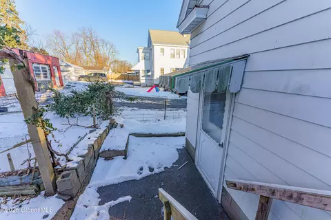 458 Eleventh St, Schenectady, NY 12306 photo 23