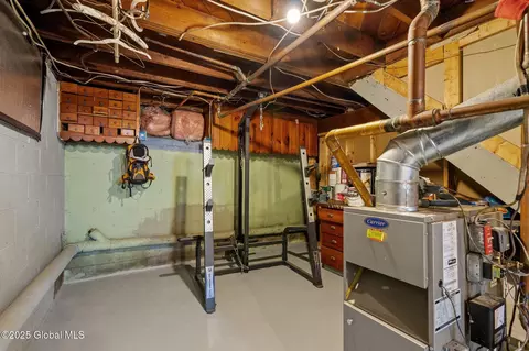 3084 E Lydius St, Schenectady, NY 12303 photo 31
