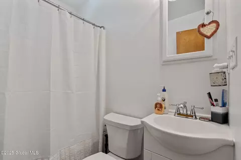 3084 E Lydius St, Schenectady, NY 12303 photo 19