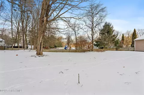 3084 E Lydius St, Schenectady, NY 12303 photo 39