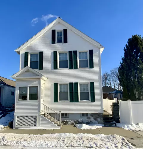 1314 7th Ave, Watervliet, NY 12189