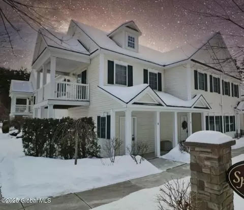 324 Ballston Ave # A5, Saratoga Springs, NY 12866