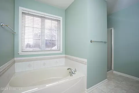31 Grafton Rd, Glenmont, NY 12077 photo 21