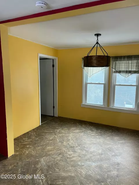Dining - 40 Lorraine Ave, Schenectady, NY 12304 photo 1 of 1