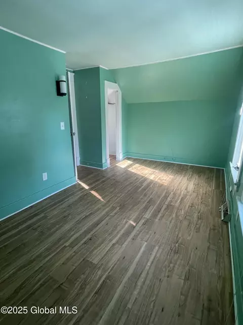 Bedroom - 40 Lorraine Ave, Schenectady, NY 12304 photo 1 of 4
