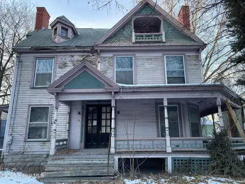 98 Main St, Fort Plain, NY 13339