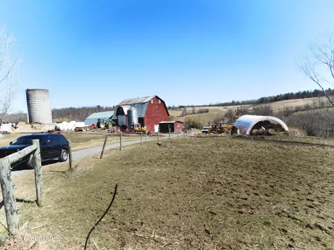 Exterior - 449 Caverns Rd, Howes Cave, NY 12092 photo 1 of 6