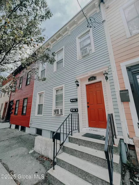 144 Dove St, Albany, NY 12210