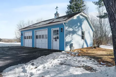Exterior - 111 Read Rd, Glenmont, NY 12077 photo 7 of 14