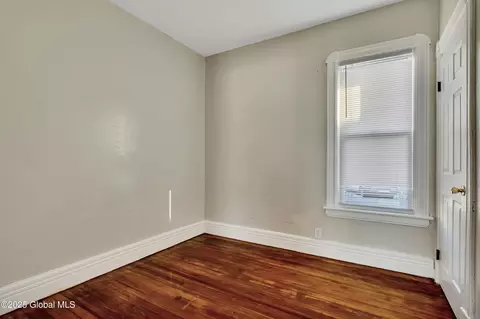 827 Strong St, Schenectady, NY 12307 photo 10