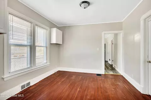 827 Strong St, Schenectady, NY 12307 photo 6