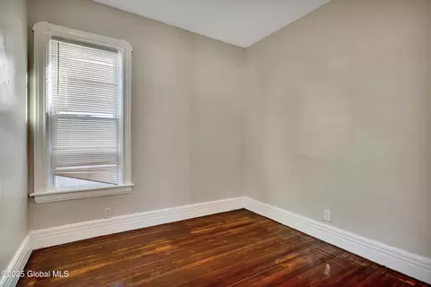 827 Strong St, Schenectady, NY 12307 photo 11