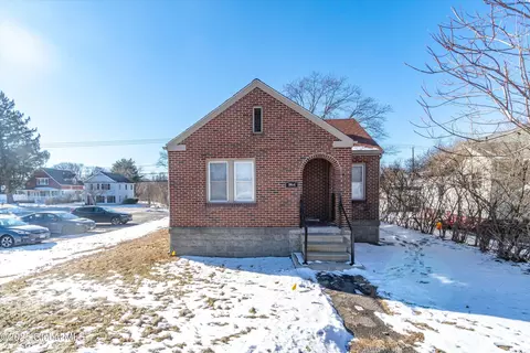2054 State St, Schenectady, NY 12304