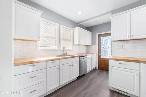 Entry Way - 2054 State St, Schenectady, NY 12304 photo 2 of 2