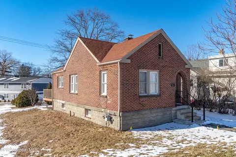 Exterior - 2054 State St, Schenectady, NY 12304 photo 9 of 10