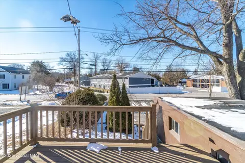 Exterior - 2054 State St, Schenectady, NY 12304 photo 4 of 10