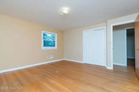 Bedroom - 8 Compton Pl, Schenectady, NY 12302 photo 1 of 4