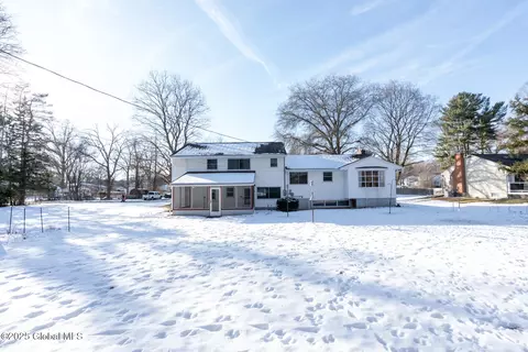 Exterior - 8 Compton Pl, Schenectady, NY 12302 photo 4 of 4