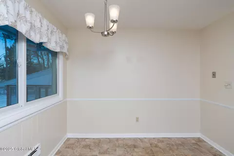 Dining - 8 Compton Pl, Schenectady, NY 12302 photo 1 of 1