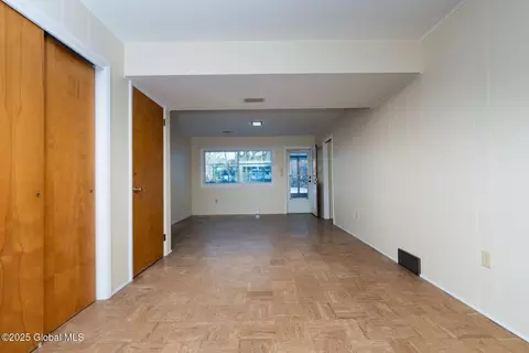 Living - 8 Compton Pl, Schenectady, NY 12302 photo 2 of 4