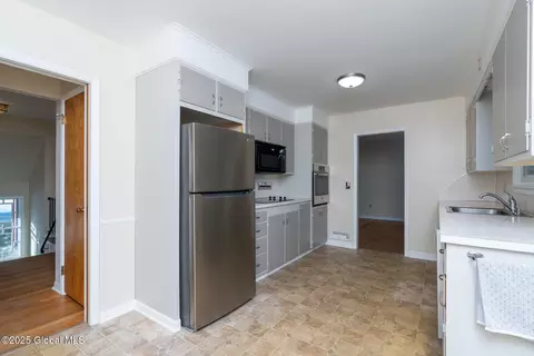 Kitchen - 8 Compton Pl, Schenectady, NY 12302 photo 2 of 2