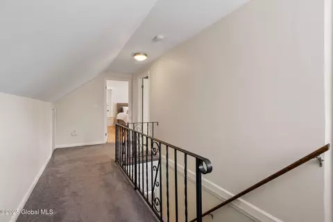 1529 Barclay Pl, Schenectady, NY 12309 photo 27