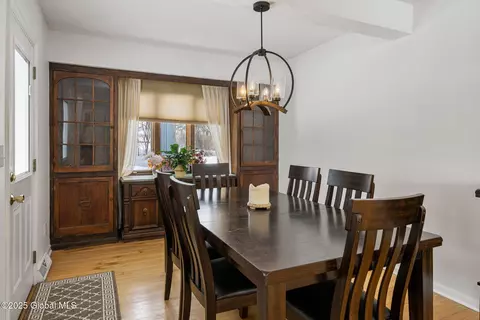 1529 Barclay Pl, Schenectady, NY 12309 photo 10