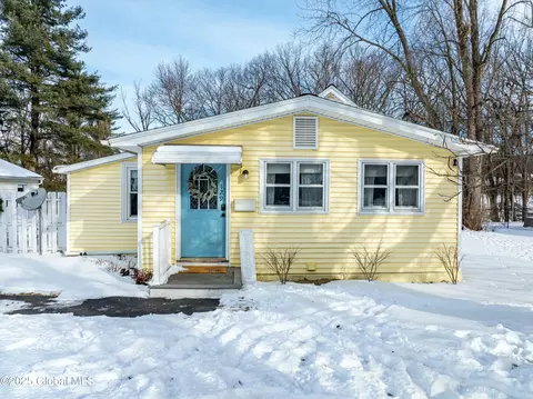 129 California Ave, Rensselaer, NY 12144