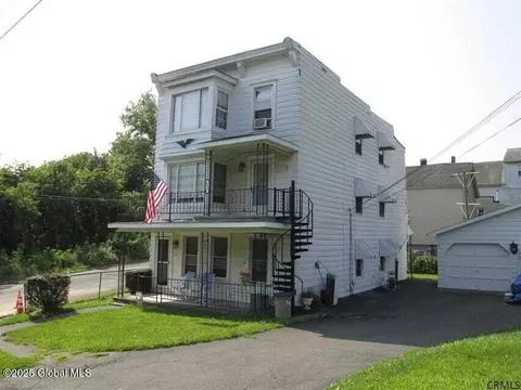 2 Wilmer Ave # -4, Cohoes, NY 12047