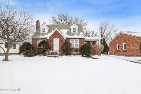 1734 Randolph Rd, Schenectady, NY 12308