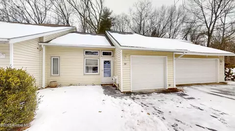 30 Green Meadow Dr, Clifton Park, NY 12065