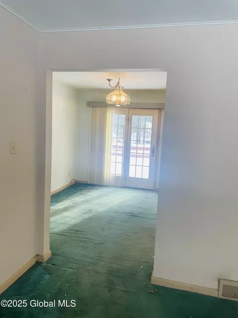 29 Cypress Dr, Glenville, NY 12302 photo 6