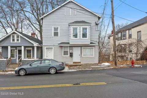 14 Oakwood Ave, Troy, NY 12180