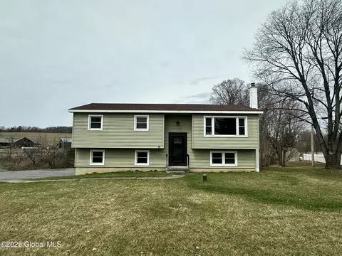 13 County Route 45, Argyle, NY 12809